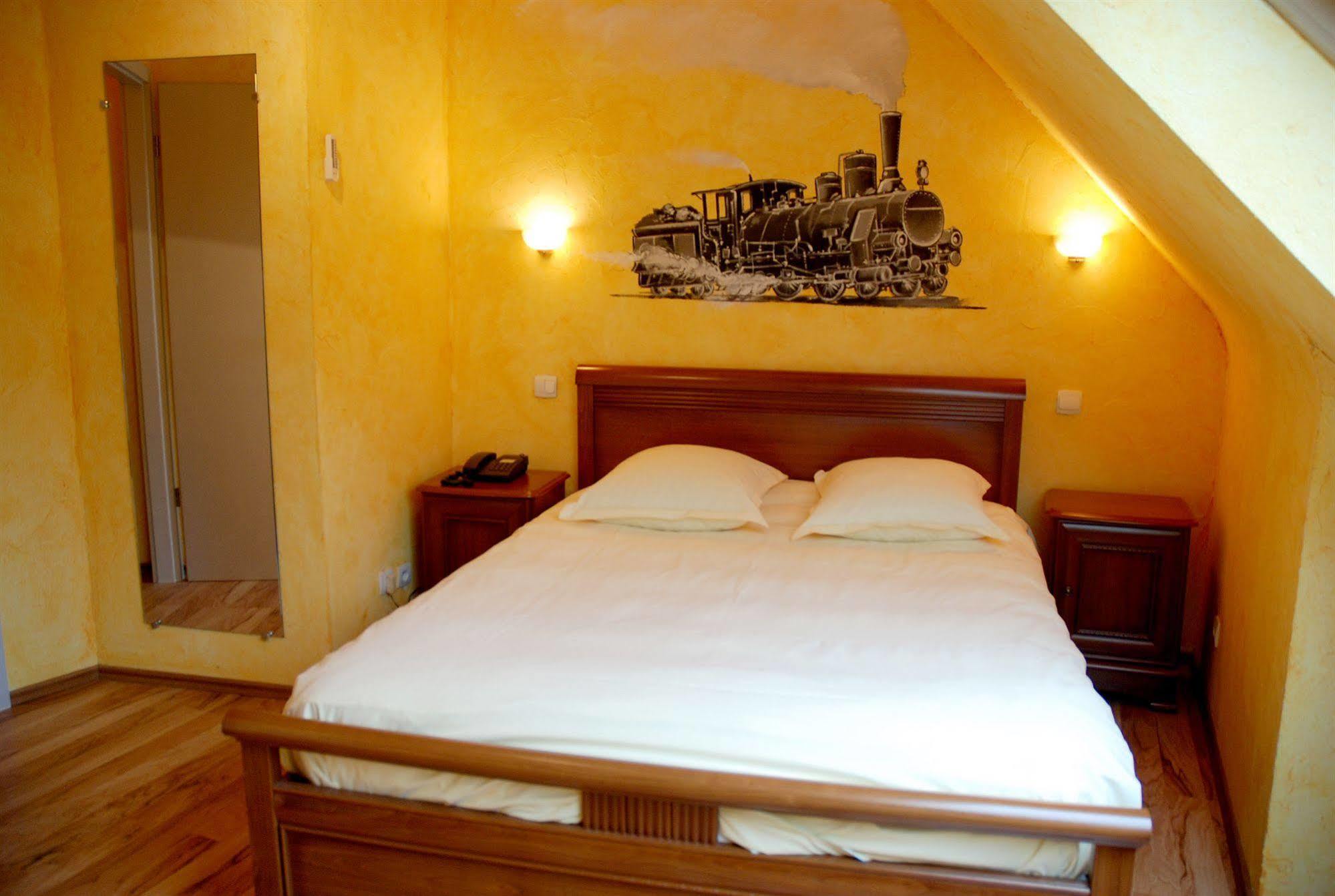 אגנו Hotel Champ Alsace מראה חיצוני תמונה